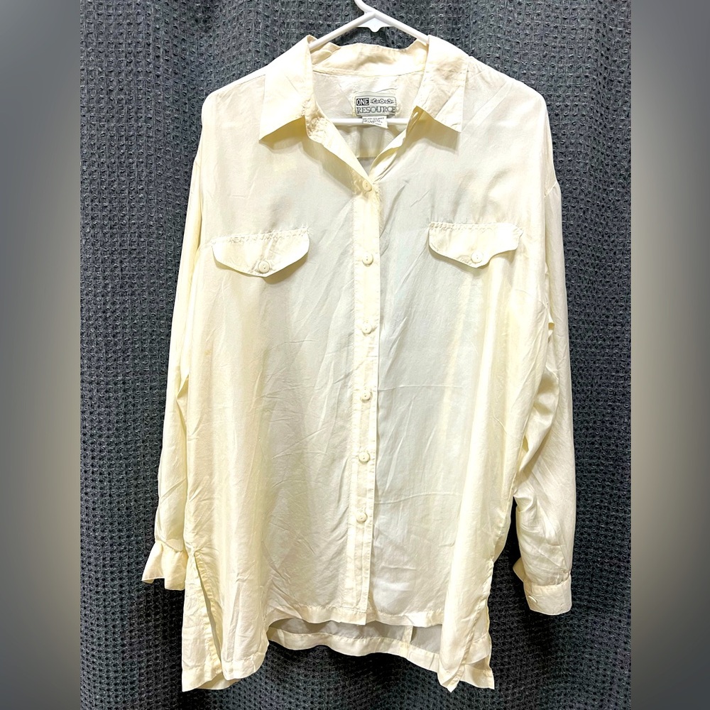 One Resource Vintage 100% Silk Button up Blouse One Size